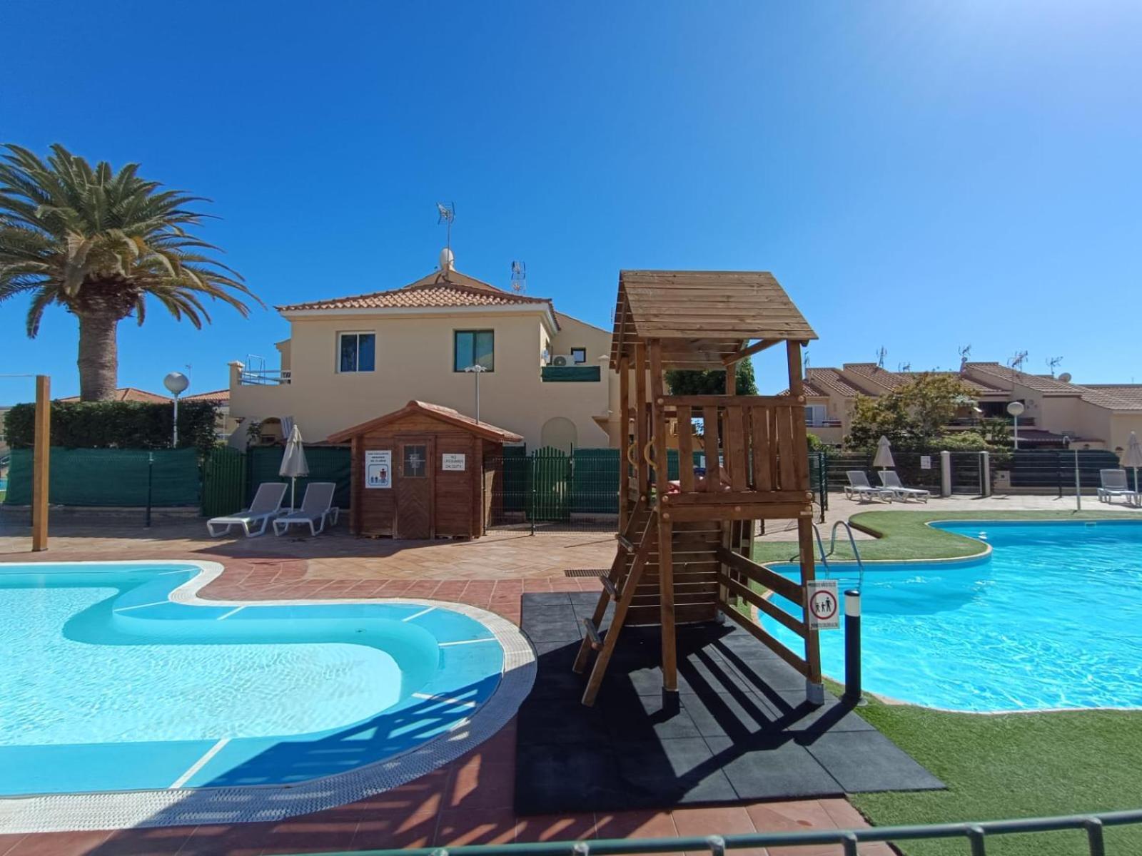 1 Bedroom Sonemar 216 Holiday home *